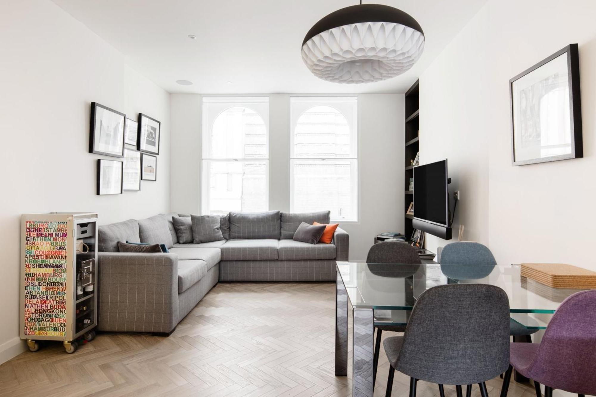 Modern Apartment & Rooms At Charing Cross London Exteriör bild